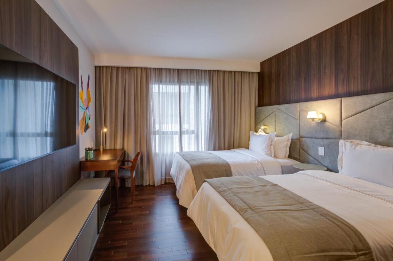 Отель Qoya Sao Paulo Paulista, Curio Collection By Hilton Экстерьер фото