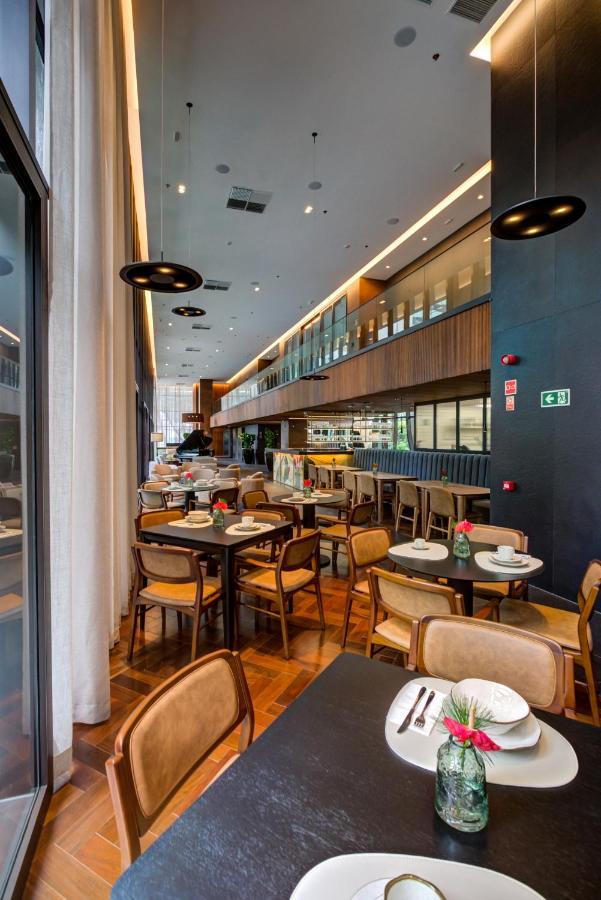 Отель Qoya Sao Paulo Paulista, Curio Collection By Hilton Экстерьер фото