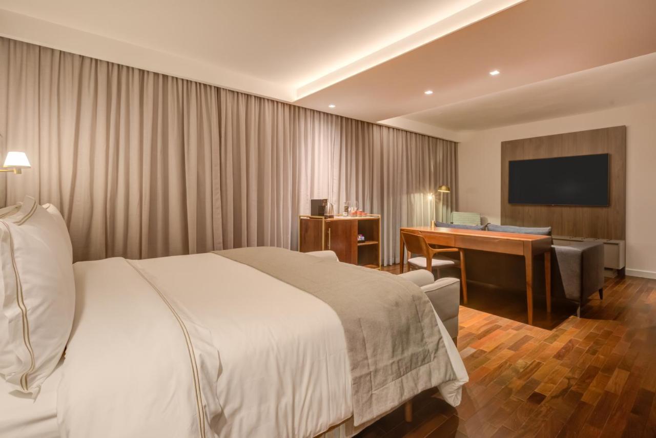 Отель Qoya Sao Paulo Paulista, Curio Collection By Hilton Экстерьер фото